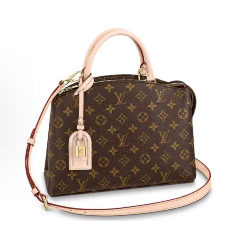 Louis Vuitton GRAND PALAIS